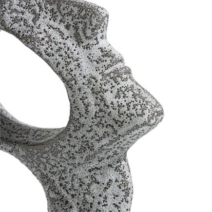 Henders en Hazel Terry beeld H36cm
