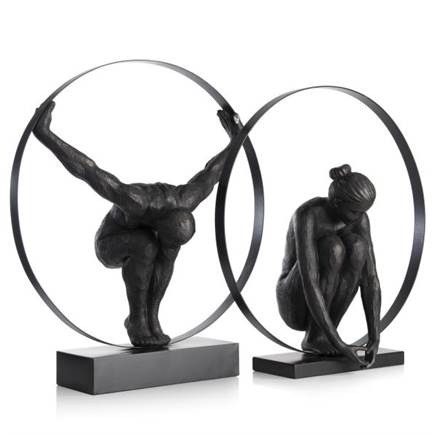 Henders en Hazel Circle Lady beeld H54cm