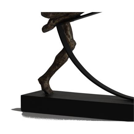 Henders en Hazel Pushing beeld H33cm