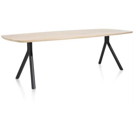 XOOON tafel 220 x 110 cm. - ovaal - poten aan de zijkant Natural