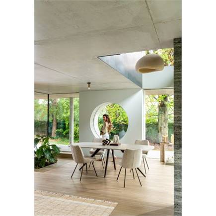 XOOON eetkamertafel ovaal 180 x 105 cm. - 4-pootjes - crème Antraciet