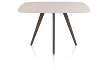 XOOON SALUTI ronde tafel BARTAFEL OVAAL 150 X 105 CM. - 4-POOTJES - STEELBROWN Light Sand